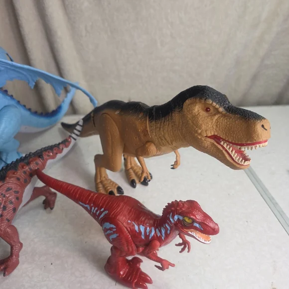ZURU Robo Alive Walking Dinosaurs Bundle • T-Rex Raptor Dragon • Lights & Sound - Picture 3 of 14